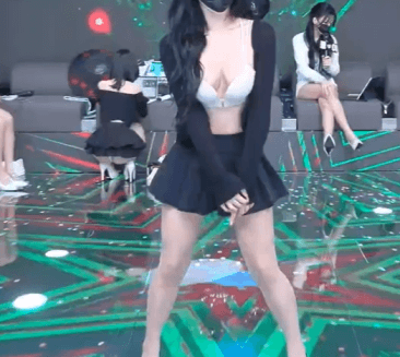 17338342474461.gif