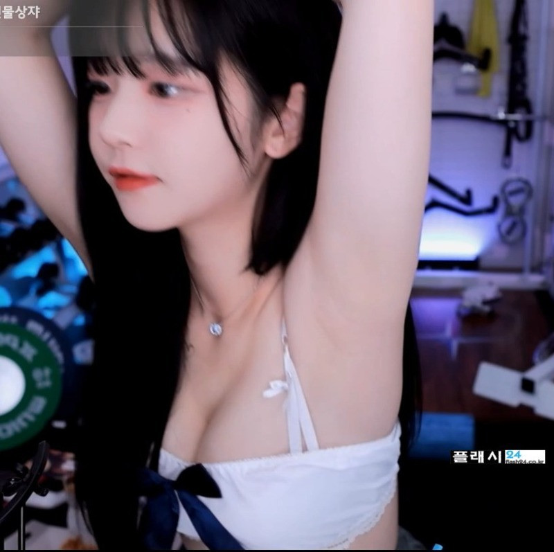 17357890489745.jpeg