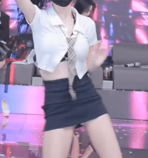 17506823100259.gif