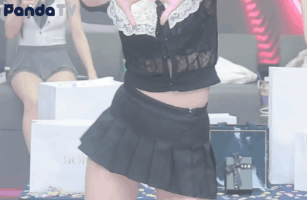17512727359332.gif