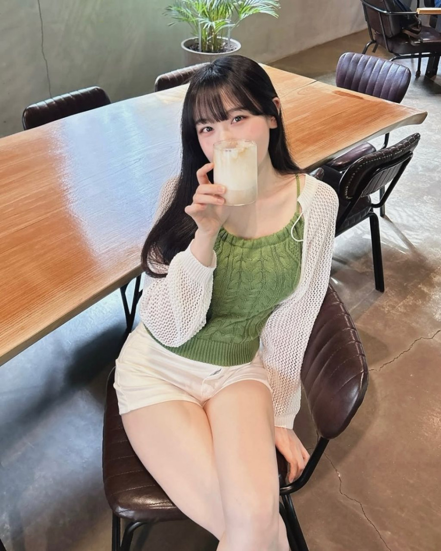 thumb-17329376282278_900x1124.jpg