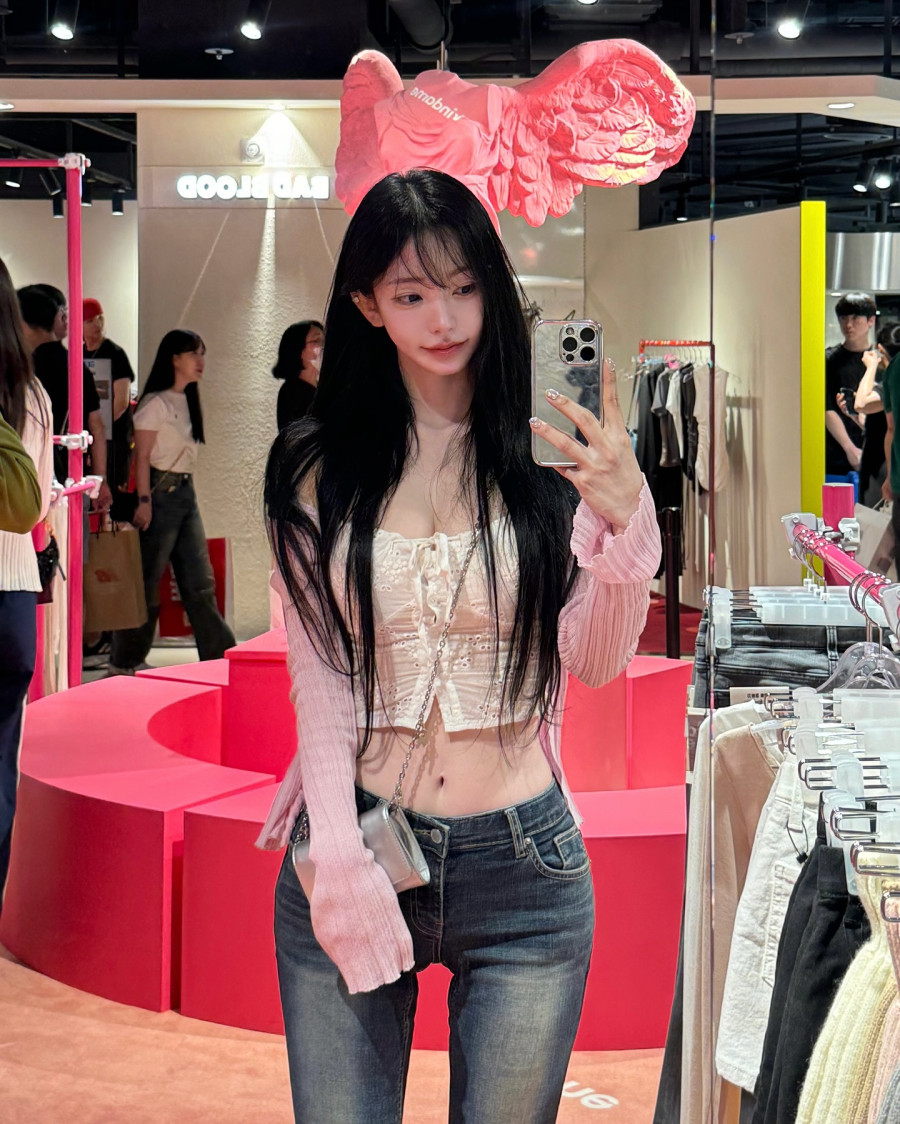 thumb-17331104752367_900x1124.jpg