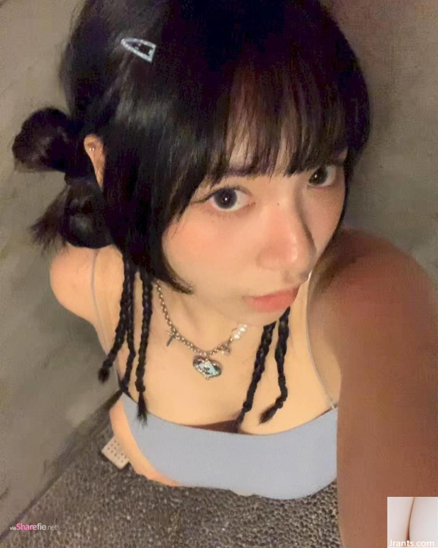 thumb-1733412950832_900x1125.png