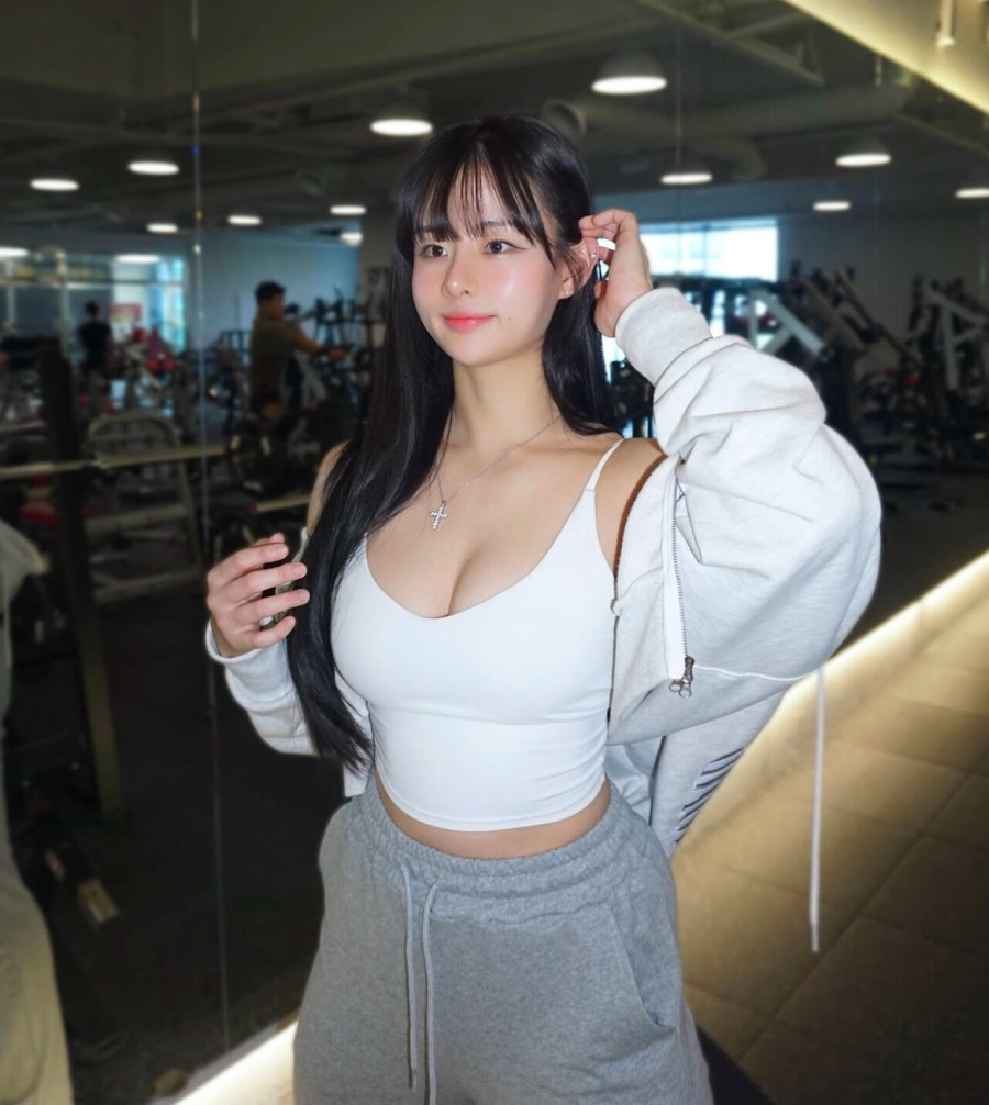 thumb-1734946488651_900x1006.jpg