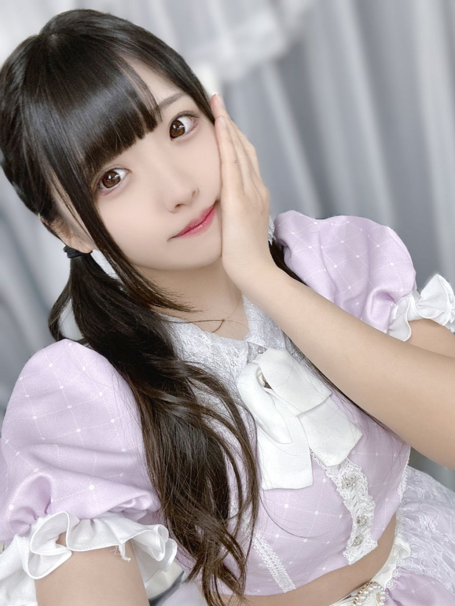 thumb-17373008233399_900x1200.jpg