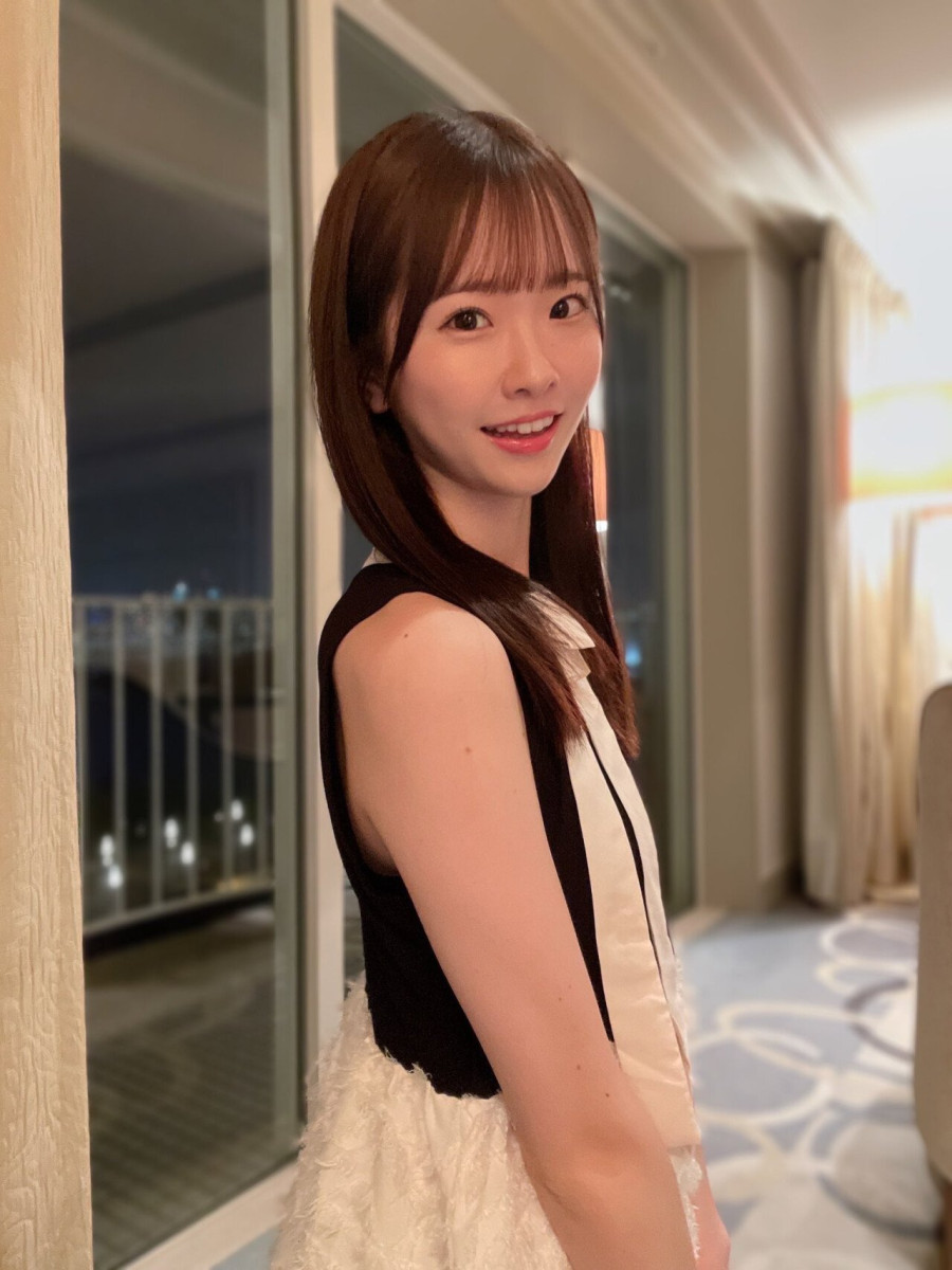 thumb-17407245727639_900x1200.jpg