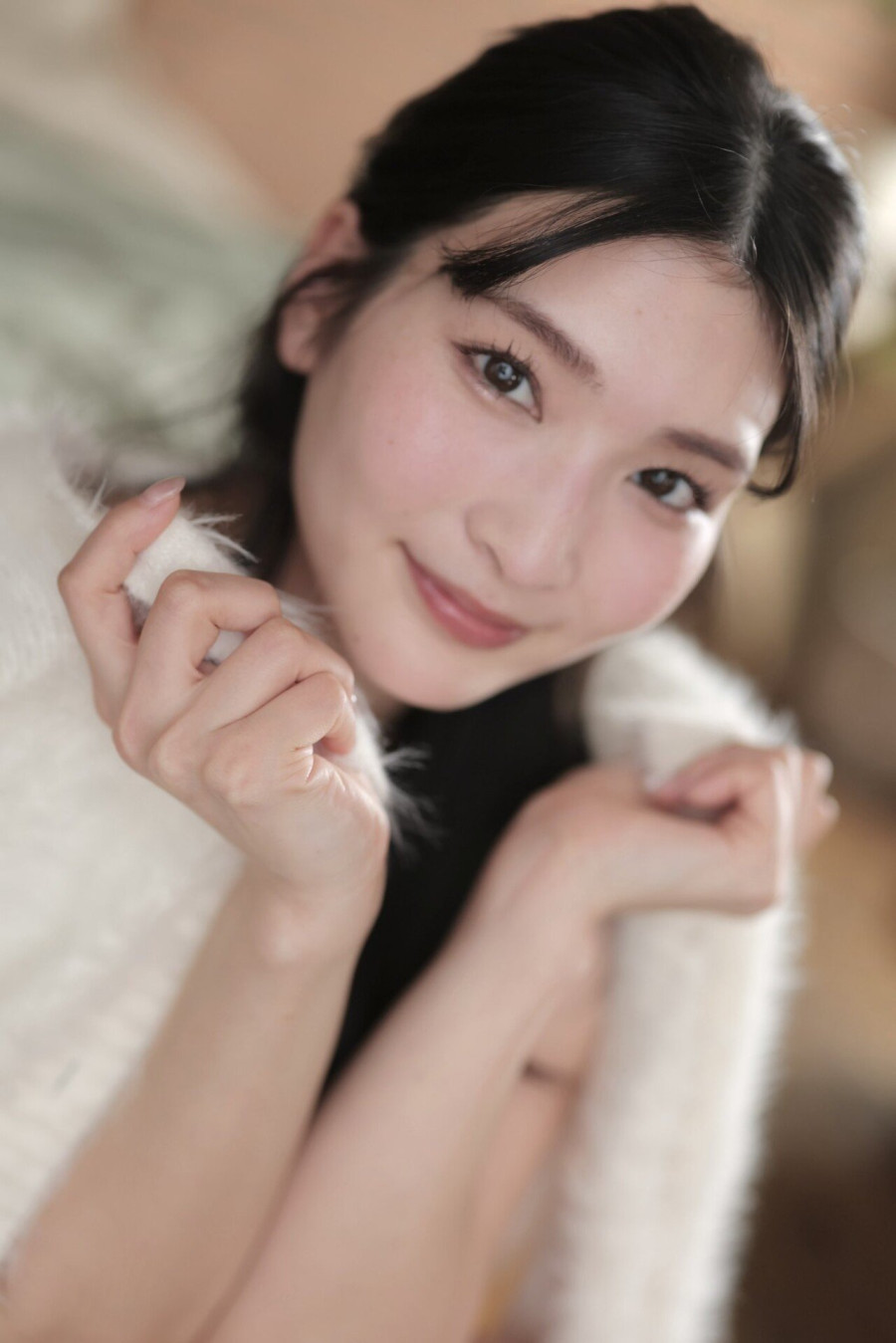 thumb-17498183035796_900x1349.jpg